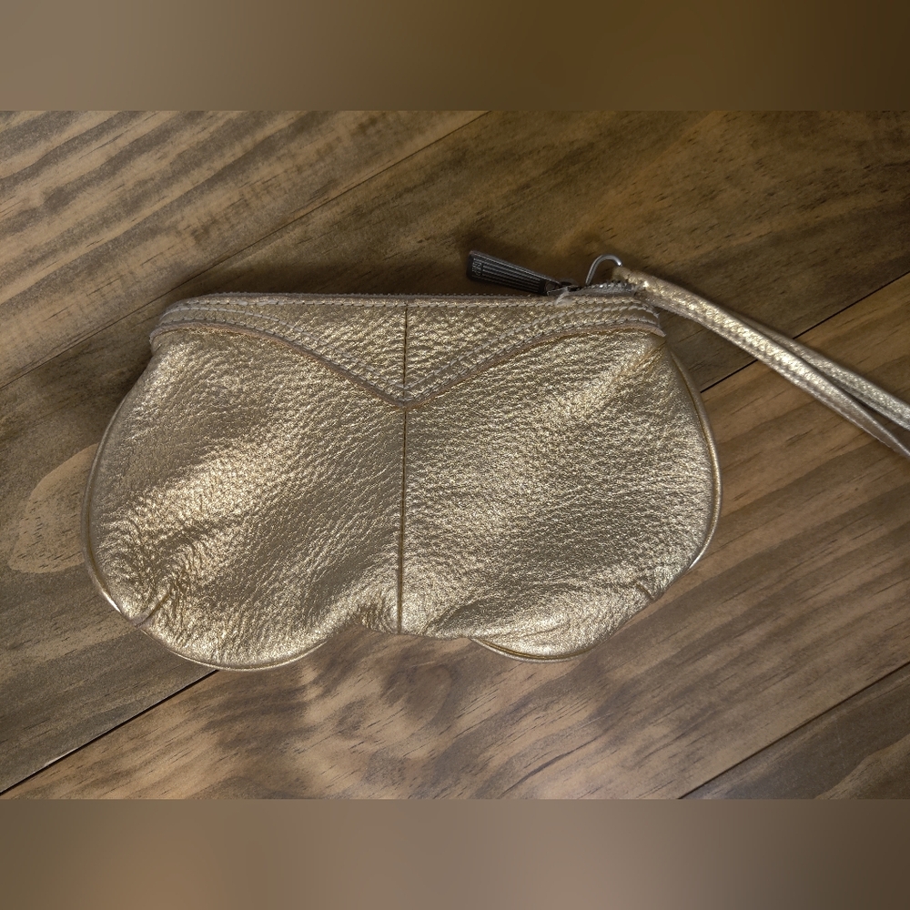 Vintage Y2K Gold Leather Butterfly Wristlet By The GAP - Picture 2 of 8
